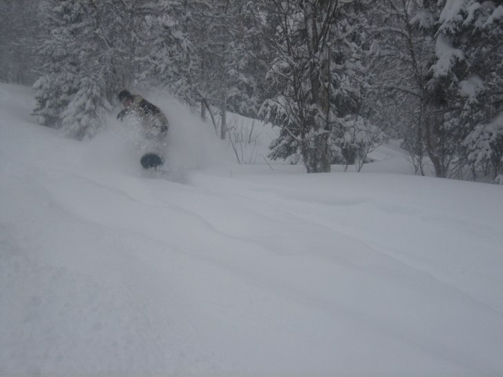 I pisten!!. Foto: Tobias Rydberg. Åkare: Marcus Jarlö.