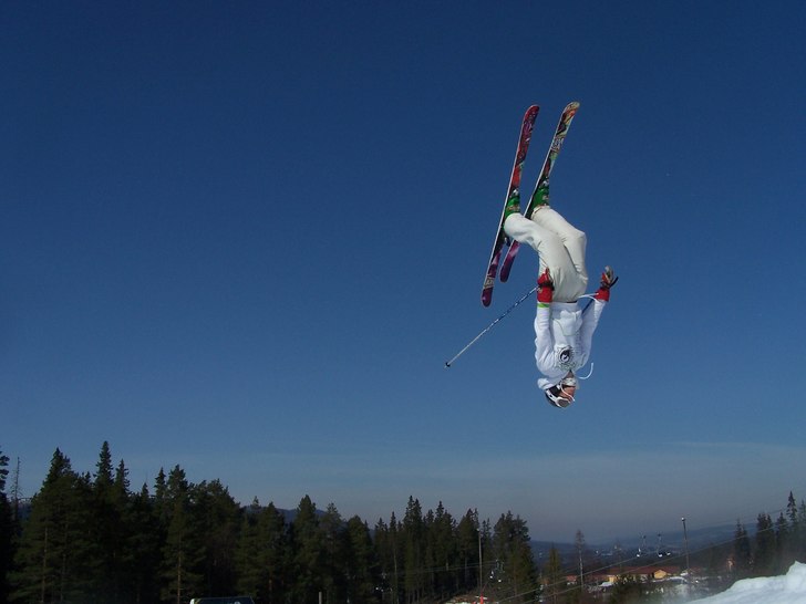 Foto: Gurkan. Åkare: Moi.