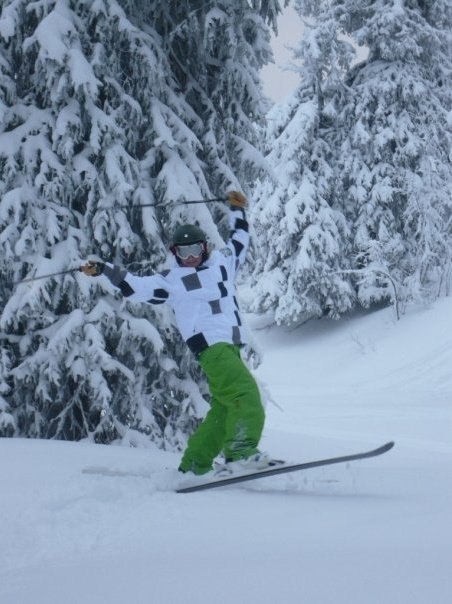 Extremt nöjd och glad efter ett riktigt trevligt . Foto: Kiljan Ardal. Åkare: Viktor Månsson (jag).