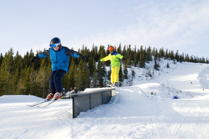 Rena Alpin og Skisenter har åpent fredag 27 janua.