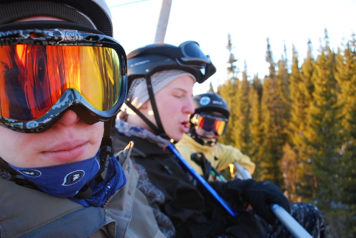 jag med min bror Benjamin och kusinen Oskar.. Foto: Petter Andersson. Åkare: Måns Claesson.