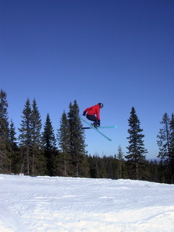 Foto: Henning Olsson. Åkare: Philip Olsson.