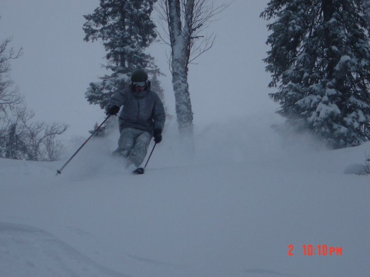 Skön puderåkning!. Foto: Anton Bergh. Åkare: Alexander Bergh.