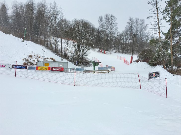 Leirskallen er åpen
Etter lang, lang tid med plun.