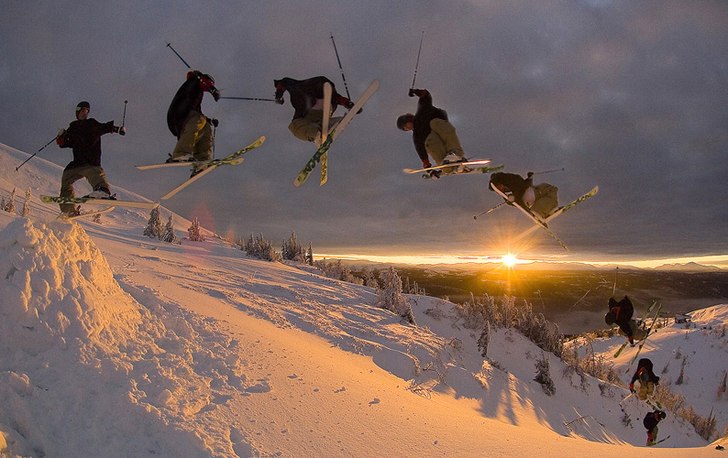 Inte mycket snö i Åre just nu men vi hikade lite. Foto: Jesper Molin. Åkare: Henrik Harlaut.