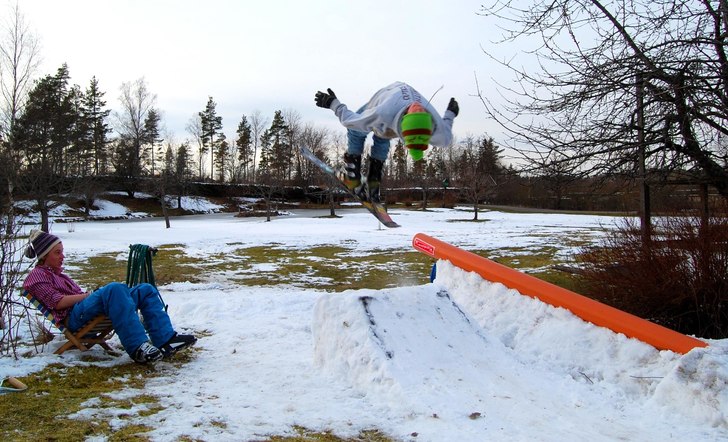 vart e dr.zipe stickern ?

chillar medan robban . Foto: sakarias majander. Åkare: Robin Hofmann / matte jag.