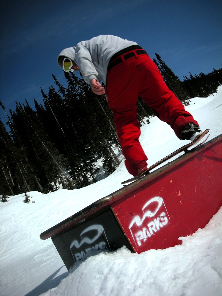 Foto: adam chrigström. Åkare: Carl Heigard.