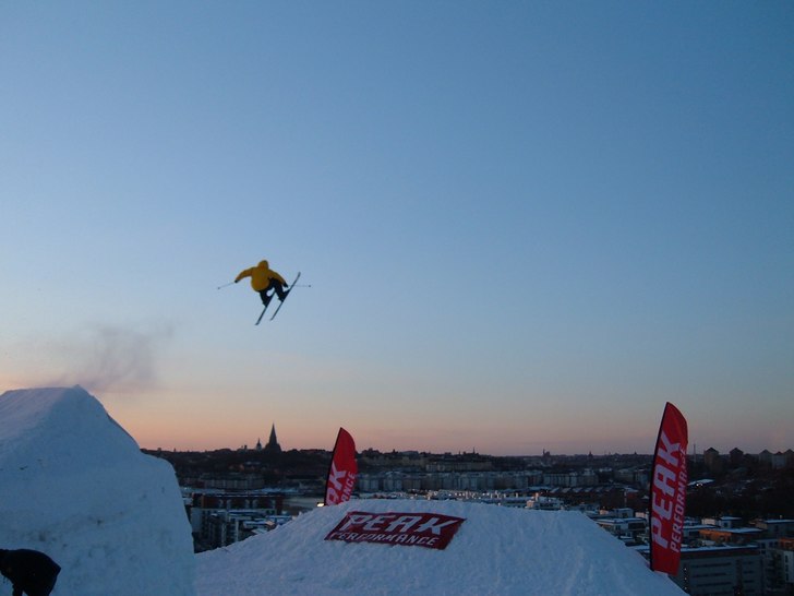 PK Hunder under uppvärmingen på Sthlm Big Air.. Foto: M. Åkare: PK Hunder.