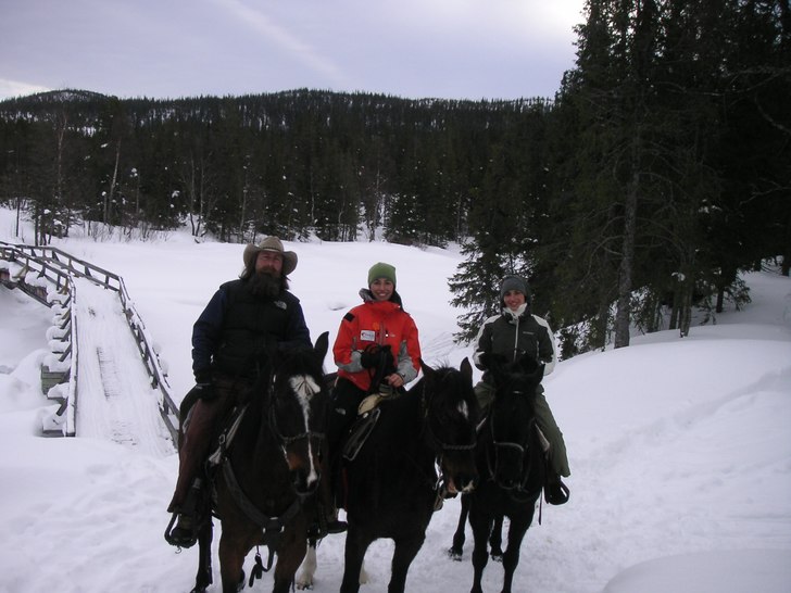 Foto: Någon Tyskt. Åkare: Micke, Ida och Sara.