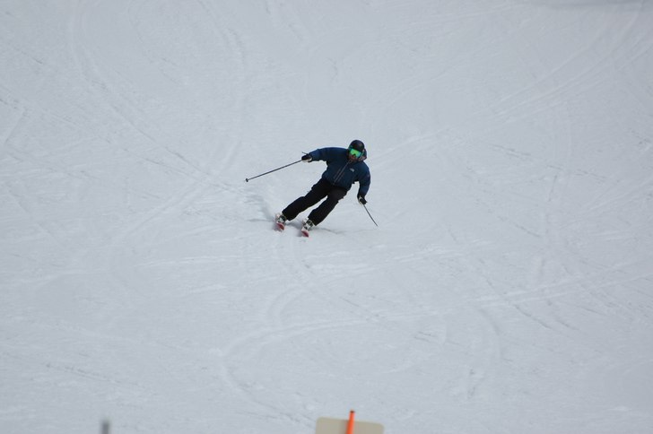 Pistsmisk i Champoluc v13 2011, Gotama är ju rena. Foto: Irene Lindblom. Åkare: Markus Bro.