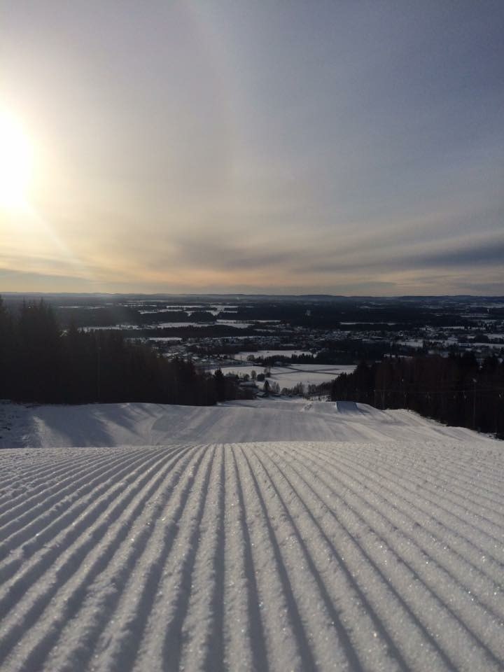 10 cm nysnø
Sesongens beste dag hittil hva gjelde.