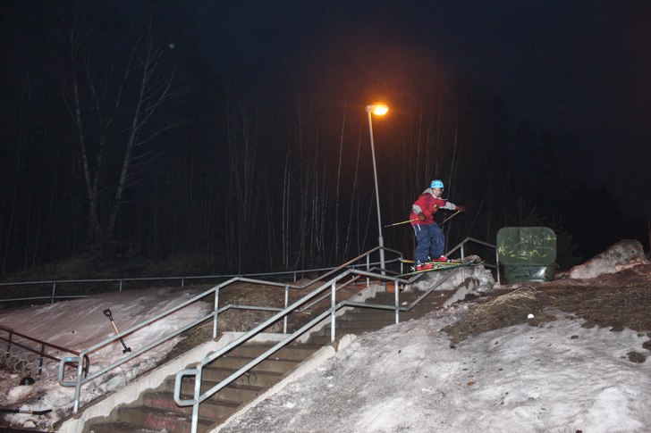 ett skönt dfd räcke (KINK). Foto: Felix Pettarson. Åkare: Gabriel Crona Edholm.