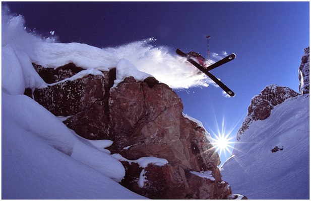 Johan laddar och Jesper plåtar
/www.jesperphoto.. Foto: Jesper Molin [www.jesperphoto.com]. Åkare: Johan Carlborg.