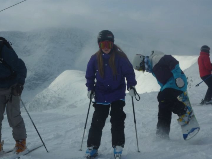 första dagen tror ja. Åkare: malin mathisen och ebba wahlstedt.
