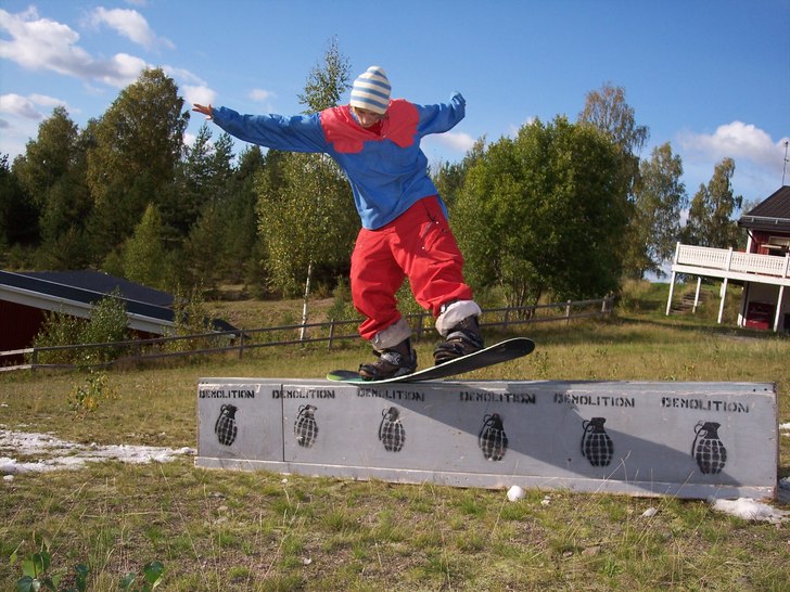 hösten är här. Foto: Rasmus Eriksson. Åkare: Peter Lindström.