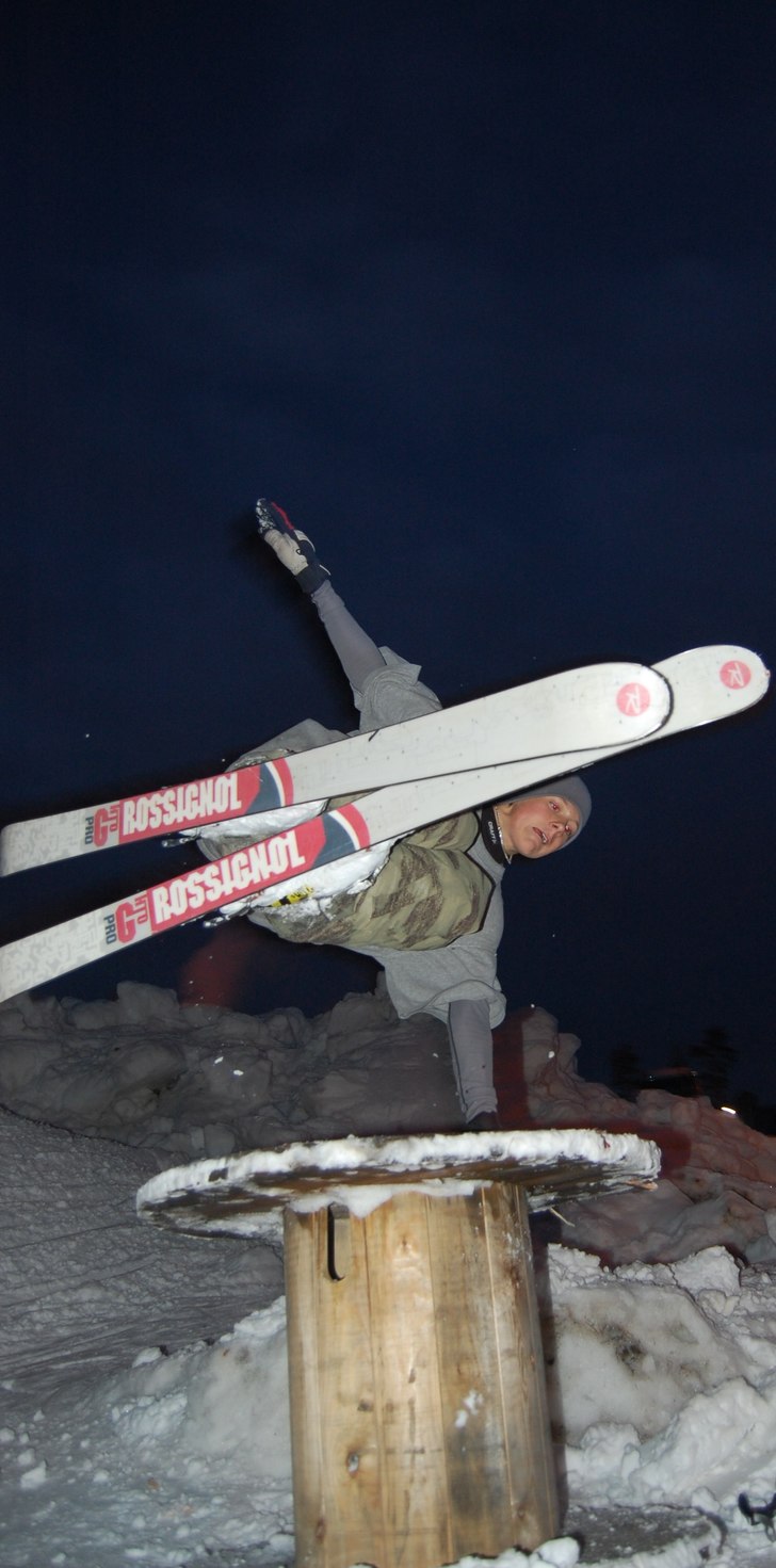 en kul session vid ishallen på lugnet/falun på h. Foto: Oskar Strömberg. Åkare: Per Fernvik.
