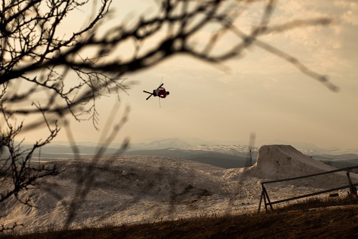 Maj 2010. Foto: Filip Älfvåg http://filipalfvag.com. Åkare: Lucas Stål-Madison.