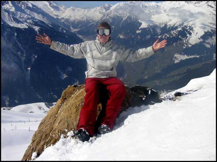 En av många fina dagar i mayrhofen.. Foto: Ulf Nilsson. Åkare: Mattias Nilsson.