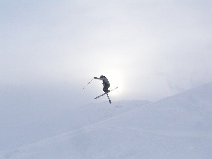 Jag och två kompisar var i Gränsen under sportlo. Foto: Simon Pontér. Åkare: Linus Nyström.