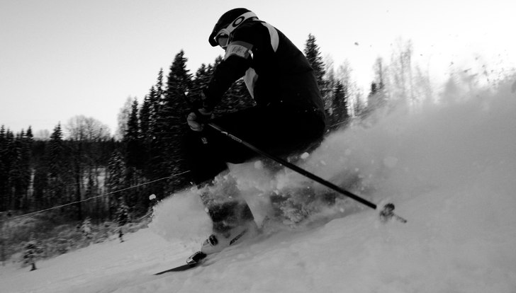 En kväll i dömlebacken :). Foto: Calle Kjellberg. Åkare: Jesper Wikberg.