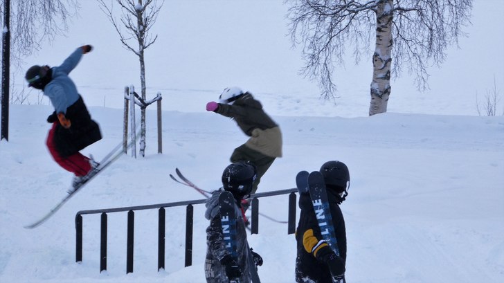 Jibb med Kidsen och  Magnus Granér.