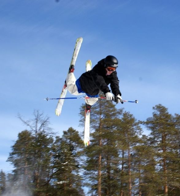 Superman Frontflip. Foto: michelle östlund. Åkare: matti perttula.