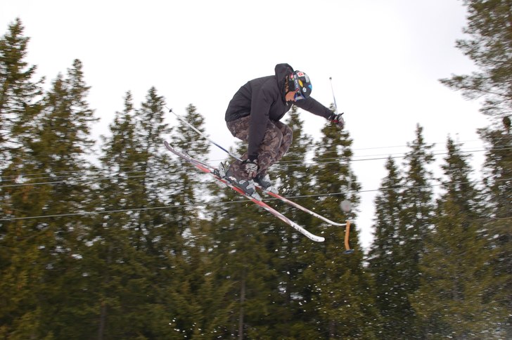 360 med en klassisk pjäxgrab. Foto: Micke Persson. Åkare: Robin Trolin.