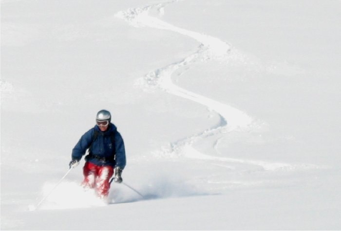 Äntligen kom en skön puderdag efter flera regnda. Foto: Jonas Skåning. Åkare: Anders Väst.