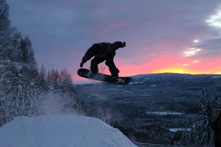 Bs 180 The kameramaen tog bilden 0.1 sek för tidi. Foto: Frida Säfström. Åkare: August Jonsson.