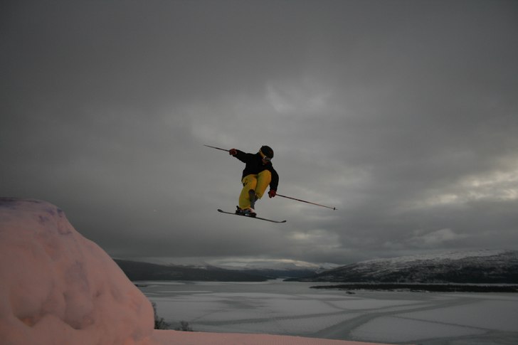 En 3a i parken.. Foto: Simon Magnusson. Åkare: Oliver Göthberg.