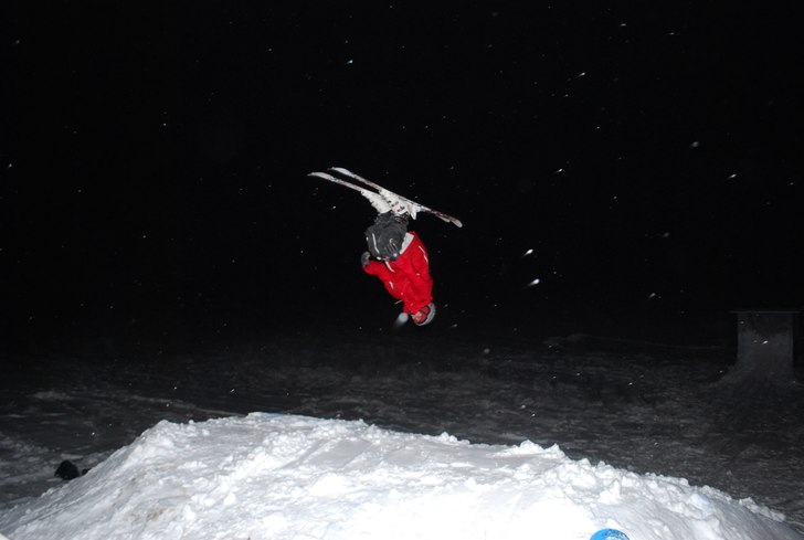 Min första Backflip :D. Foto: Petter andersson. Åkare: Jag Oskar Anderson.