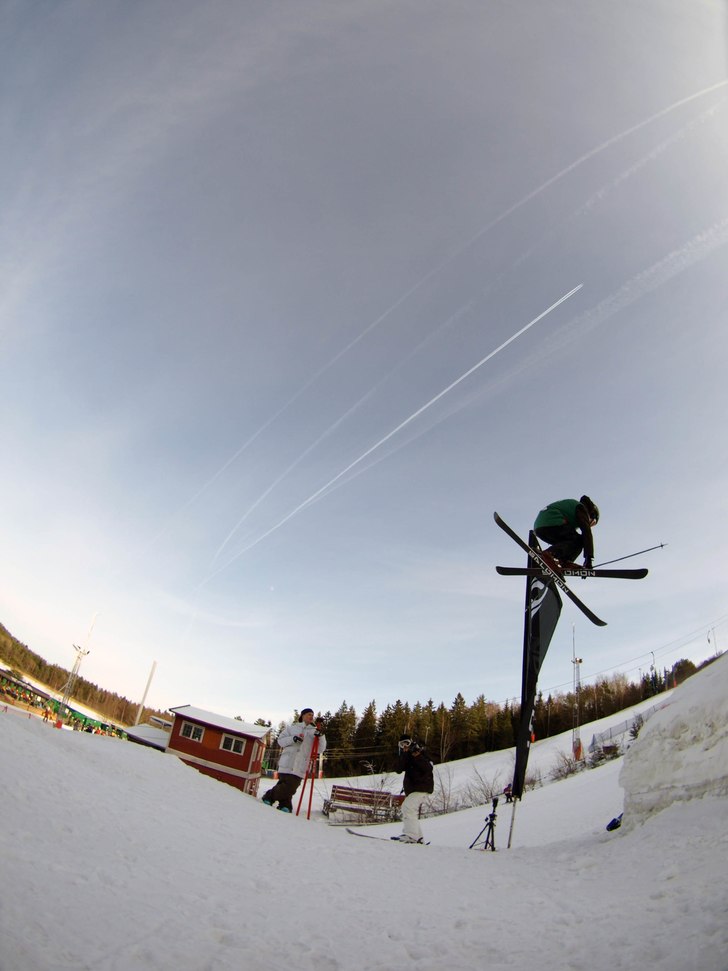 femhundrafyrtio graders framlänges rotation med h. Foto: Alexander Runhelen. Åkare: Anton Villberg.