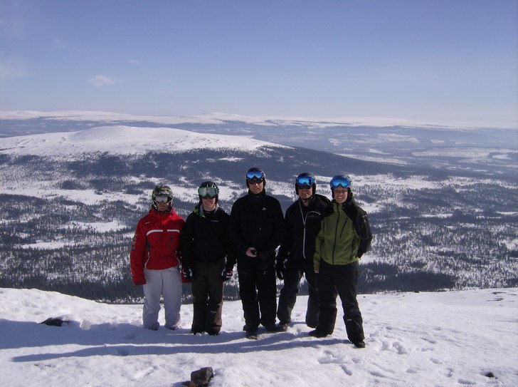 Foto: Någon från lofsdalen... Åkare: Andreas, Fredrik, Anders, Reidmar och Jag.