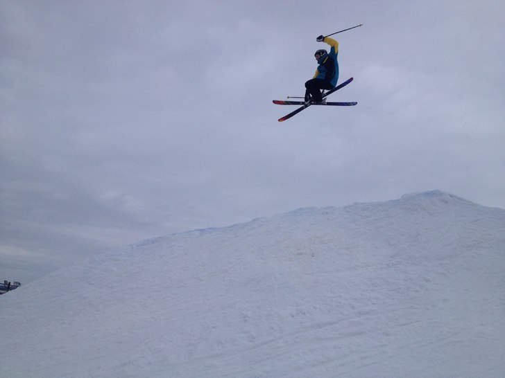 test utav cornern efter Slopestyle Grand Prix 2013. Foto: hans sundberg. Åkare: phille.
