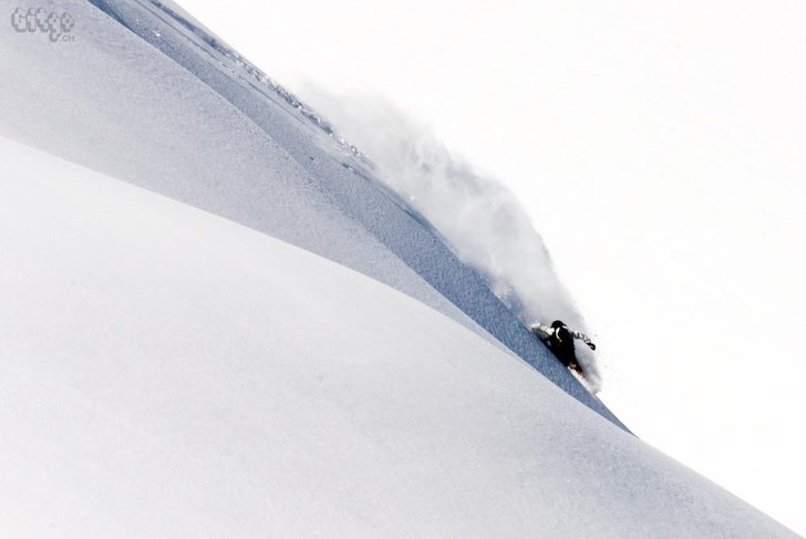 Foto: craig dammit (http://www.gitgo.ch/). Åkare: Christoffer Granbom.