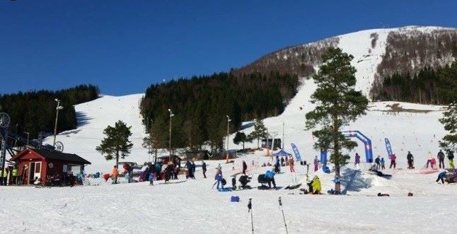 50% RABATT PÅ HEISKORT!
Vi slår til med sterkt r.