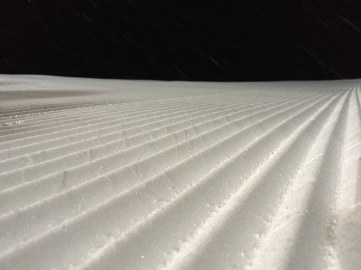 Kveldskøyring!
Velkomen til sesongens første ski.