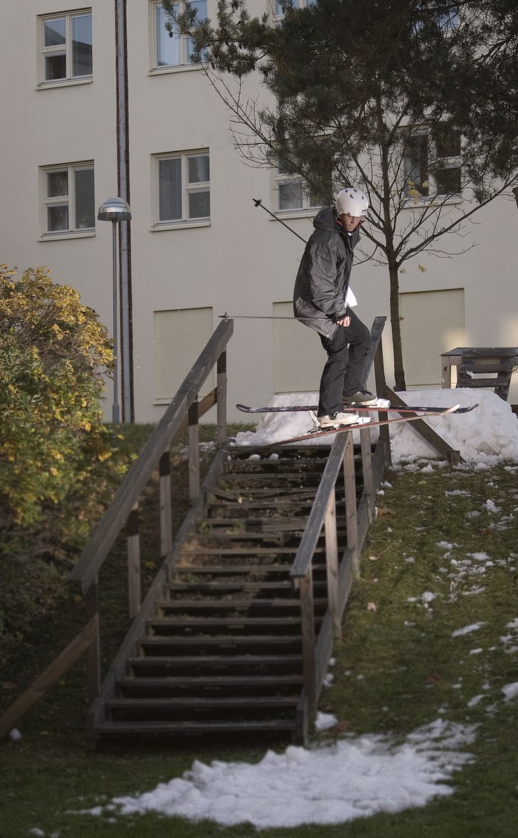 trä räcke på försäsongen. Foto: Simon Lindberg. Åkare: Daniel Jönsson.