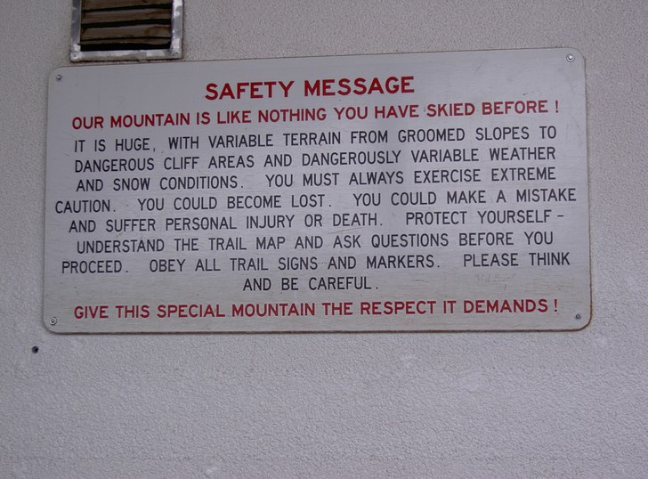 Warning. Foto: Henrik Enarsson.