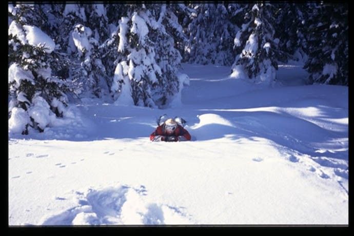 Jag å Sara är i Trysil å åker bräda. Foto: Sara Lindblom. Åkare: Susanna Kans.