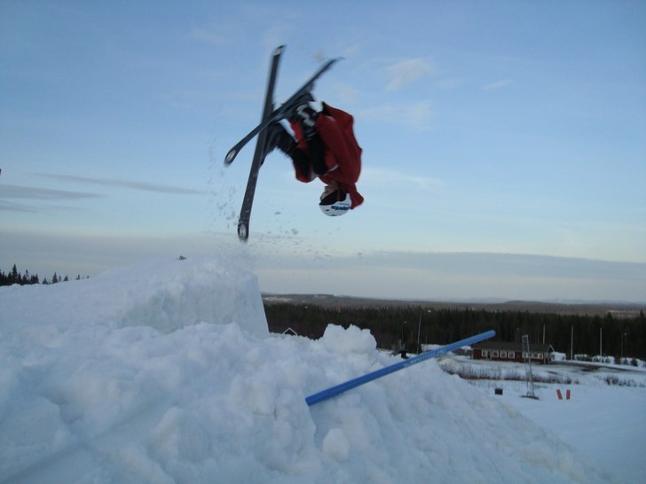 Frontflip. Foto: Anton Norberg. Åkare: Jag , Marcus Ingesson.