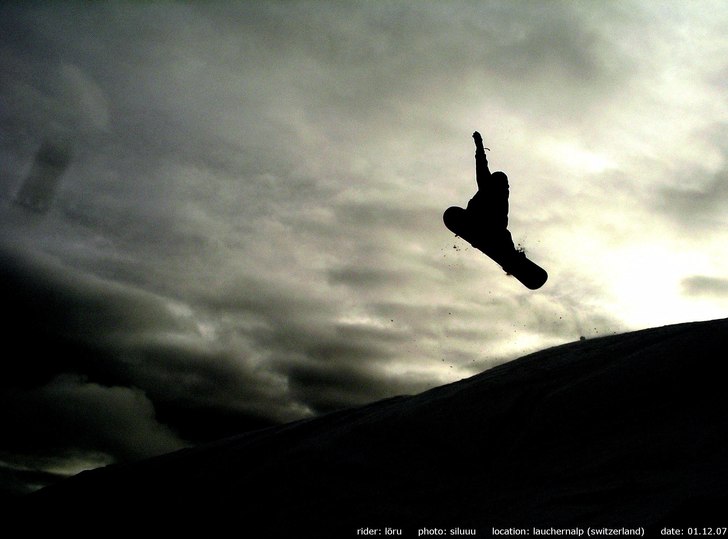 Foto: Silvan Grunder, (siluuu). Åkare: Lorenz Nussbaum.