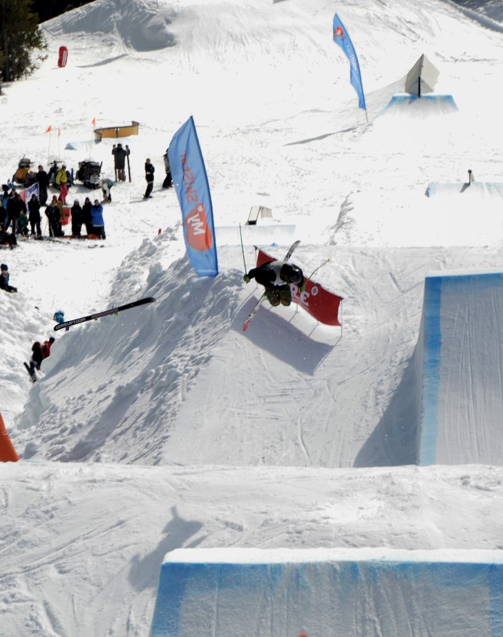 Foto: Oscar Björn. Åkare: okänd.