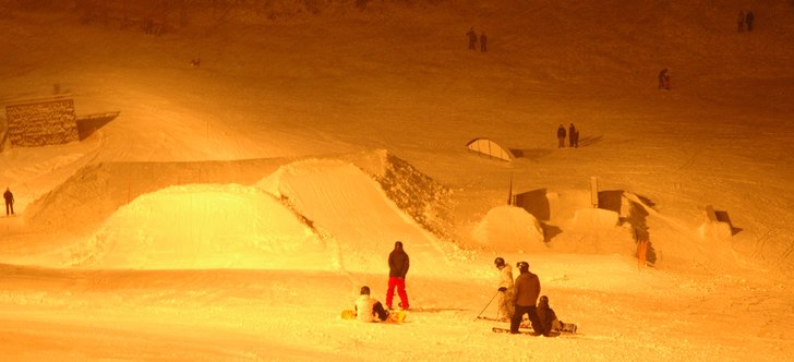 Bild över parken i bruket sthlm. Foto: Henrik Samuelsson. Åkare: Andreas Höjvall.
