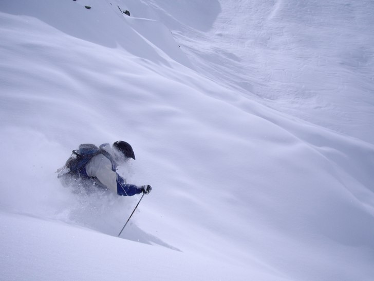 70 cm fluff kan ge problem med sikten trots klart . Foto: Robert Hortlund. Åkare: Magnus Kron.