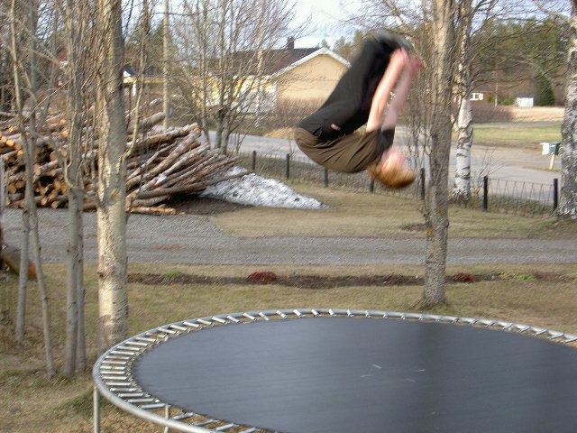 Backflip Nosegrab. Foto: Victor Åkerlund. Åkare: Björn Vredin.