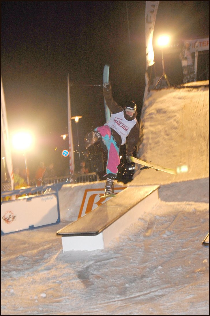 one skiiiiiiii.. Foto: Ab?. Åkare: Kim Löfgren.