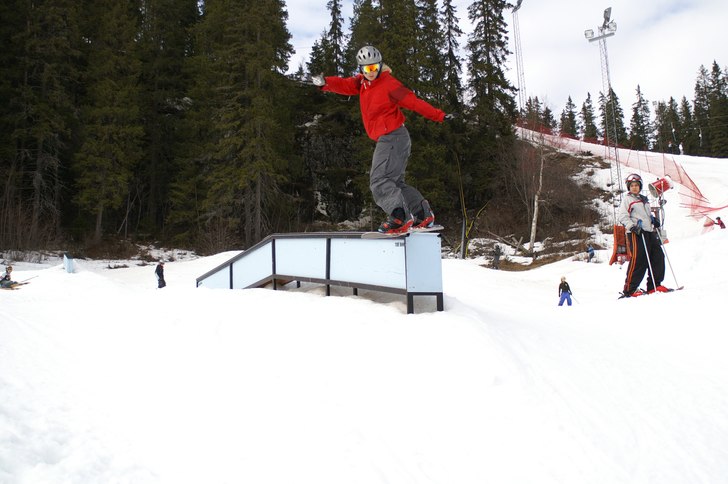 FS Boardslide m mig i Östersund.. Foto: Pierre Bohman. Åkare: Therese Plahn.