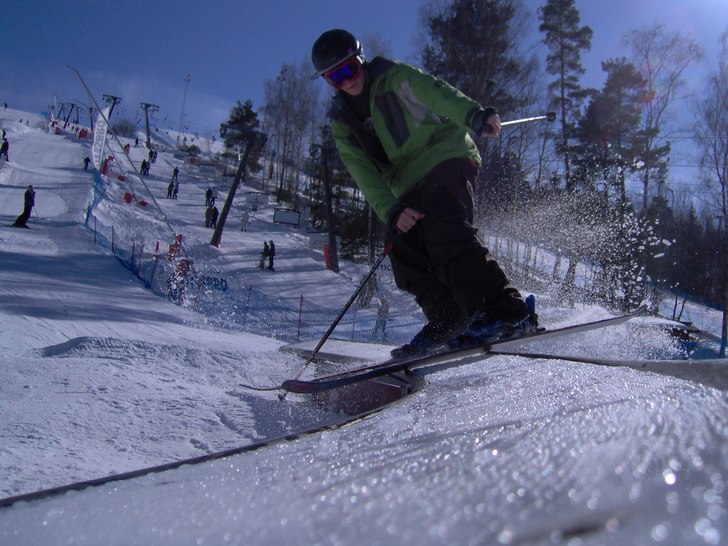 Unnatural på en C box. Foto: Leo Crawford. Åkare: Joakim Mårtensson.