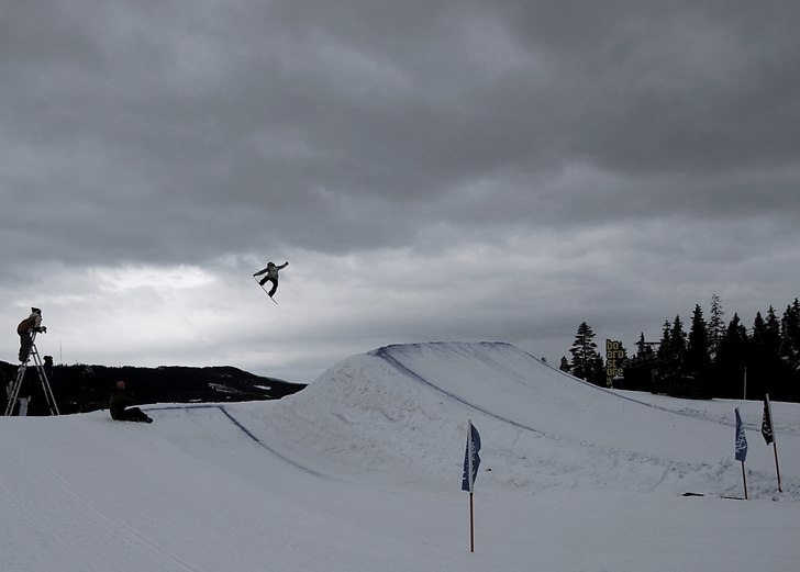 Fs 360 Nose. SM Big Air Kläppen 2009.. Foto: Victoria Bergqvist. Åkare: Malin Johansson.